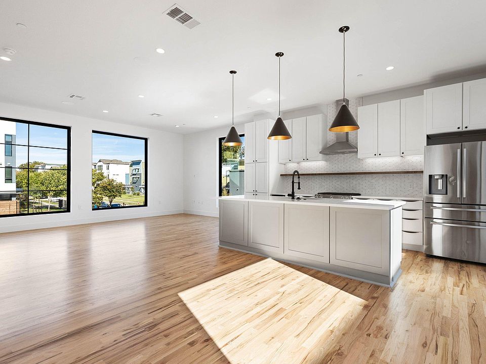 1st image of 2107 N Garrett Ave #104
