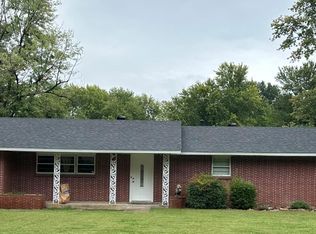 1772 N Oakland Ave, Fayetteville, AR 72703