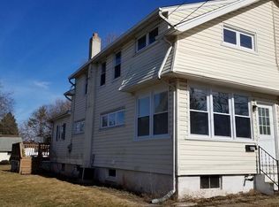 807 W 3rd St, Lansdale, PA 19446