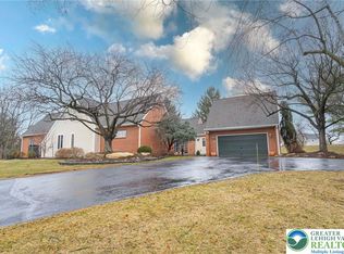 2475 Houghton Lean, Macungie, PA 18062