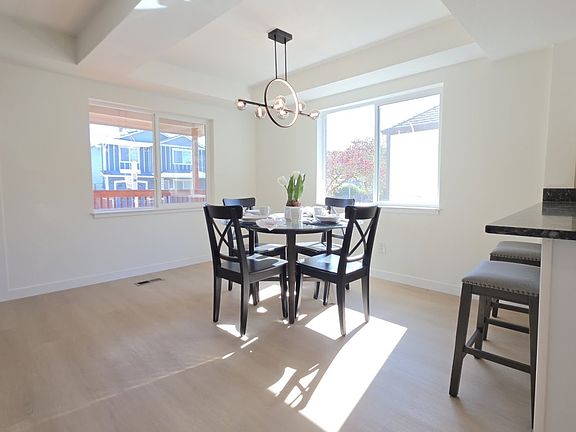 5th image of 4245 SE 89th Ave