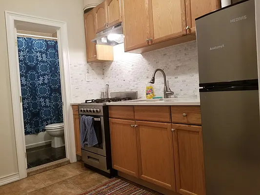 Rented by Frank Valvo Real Estate | media 16