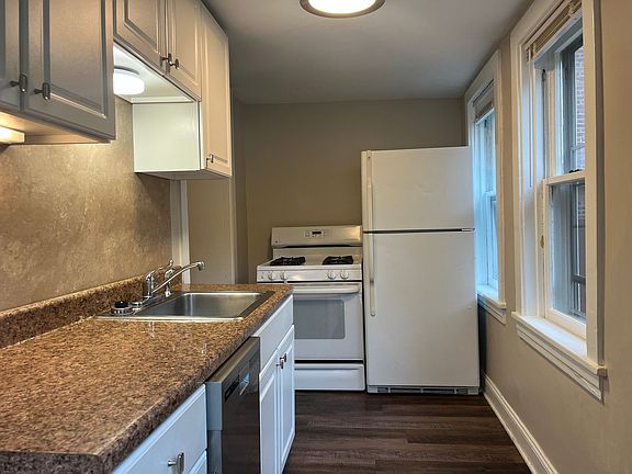 5th image of 143-145 E Vine St #0e90d5ca9