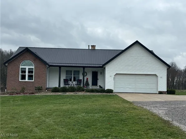 9616 Knowlton Rd, Garrettsville, OH 44231