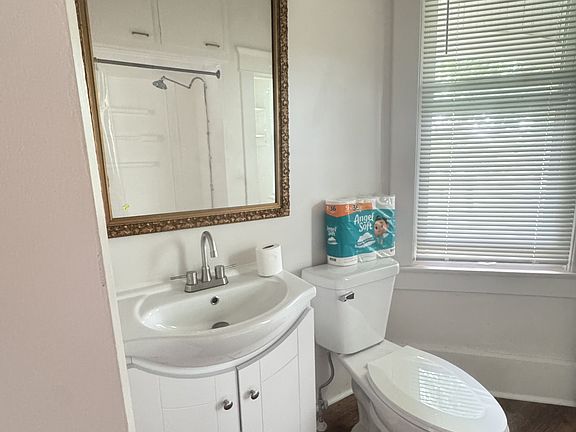 5th image of 603 E McKenney St #4