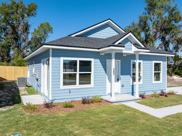 202 Mesa St NW, Live Oak, FL 32064