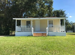 1922 Resca De La Palma St, Pascagoula, MS 39567