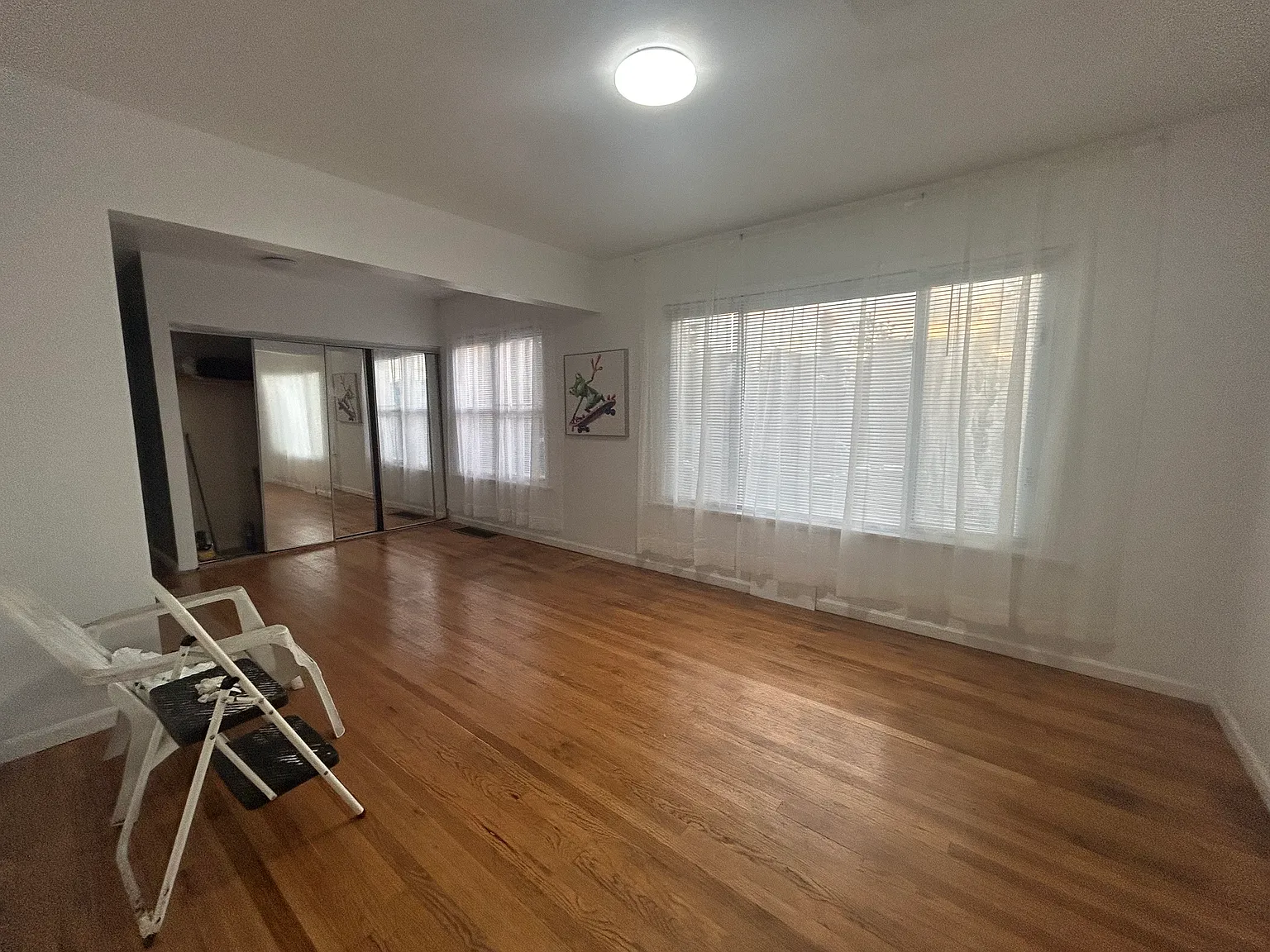 5649 N Mason Ave — Photo 3