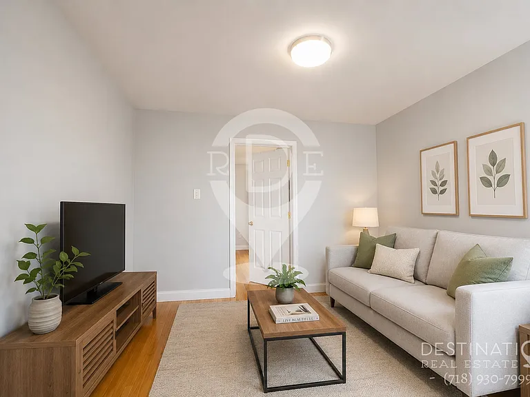 207 Eldert St #3R — Photo 4