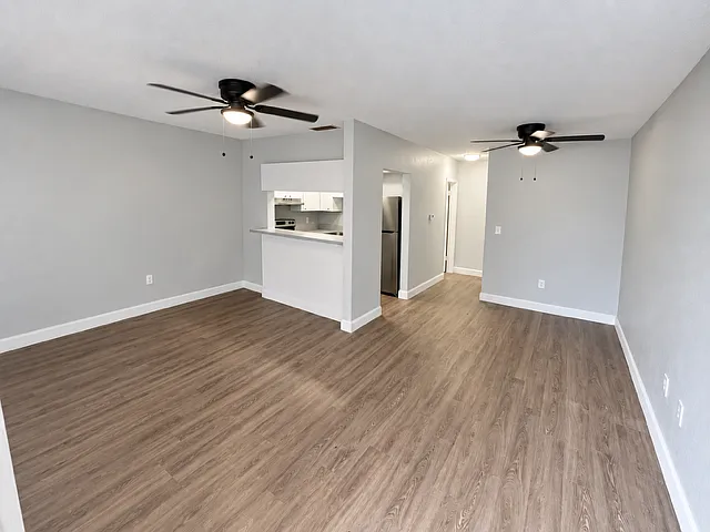 3000 70th Ln N