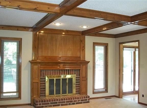 4th image of 1604 Tudor Ln
