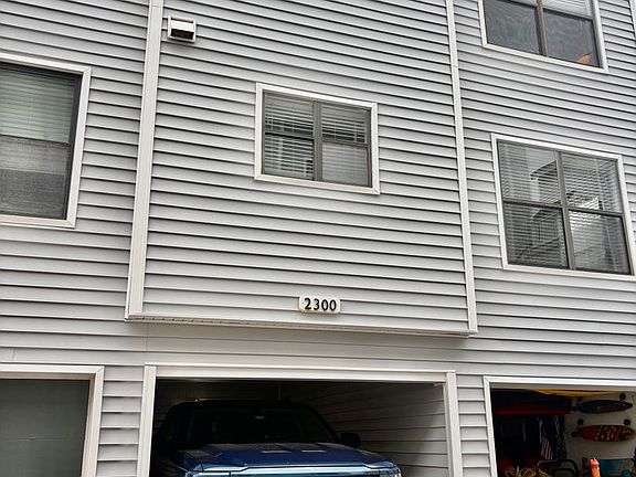3rd image of 2300 Bergen Ct