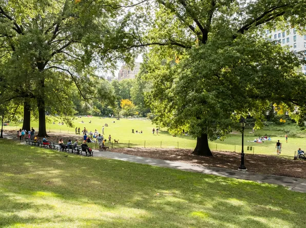 228 West 71st Street image 36 of 40