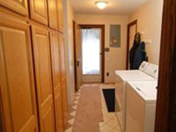 4th image of 18845 Red Pine Dr