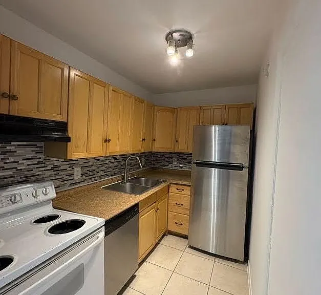 6000 NW 7th St #22 — Photo 1