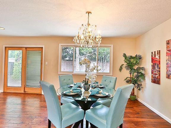 4th image of 15621 Flintridge Dr