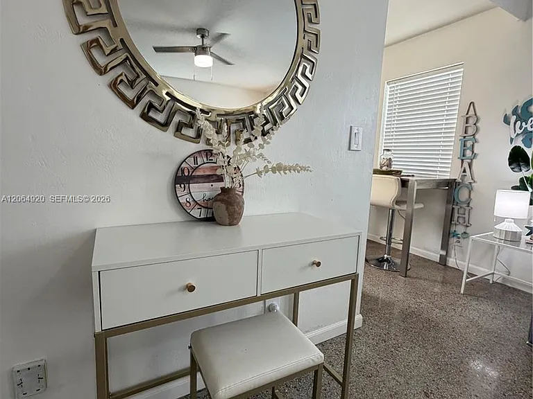2130 McKinley St #1 — Photo 3