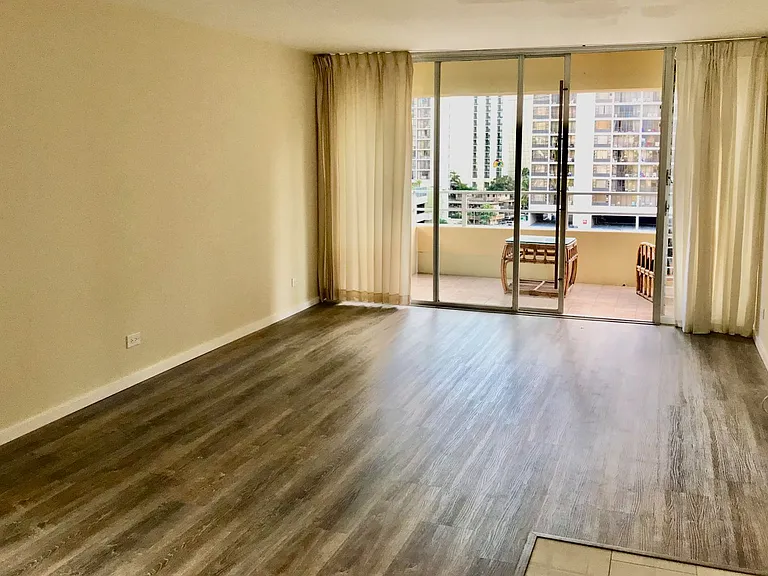 2533 Ala Wai Blvd #901 — Photo 3
