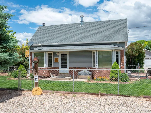 157 E 200 N, Parowan, UT 84760
