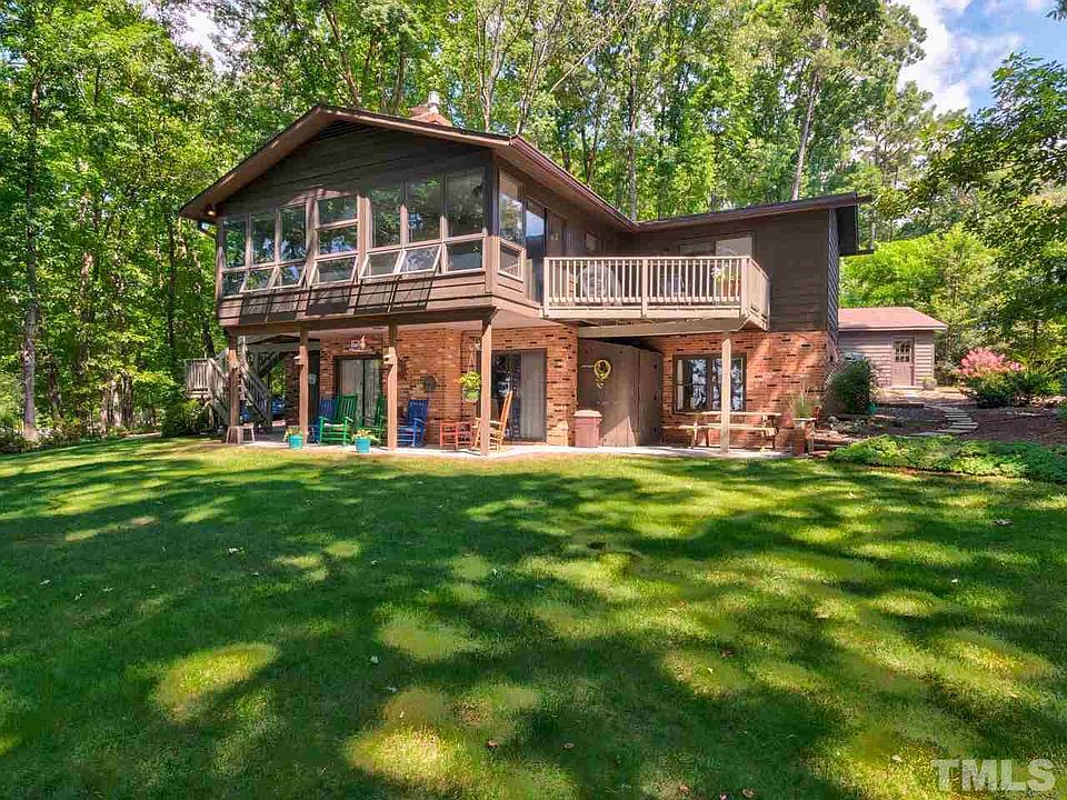 1st image of 86 Goat Island Ct