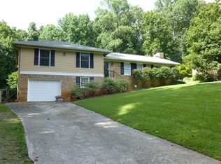 1400 Oakmont Dr, Acworth, GA 30102