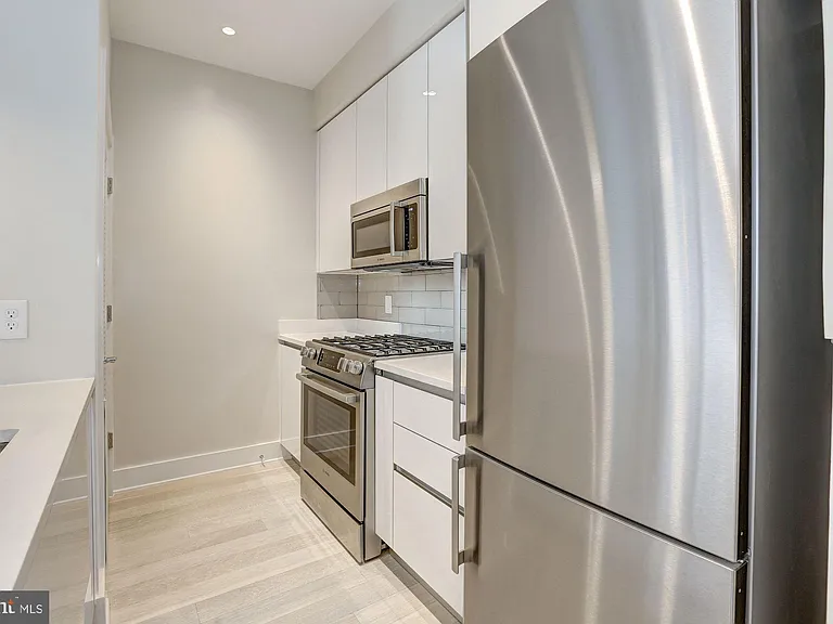 1745 N St NW #302 — Photo 8