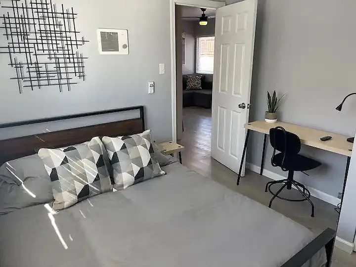 2605 Fenton Pl — Photo 11