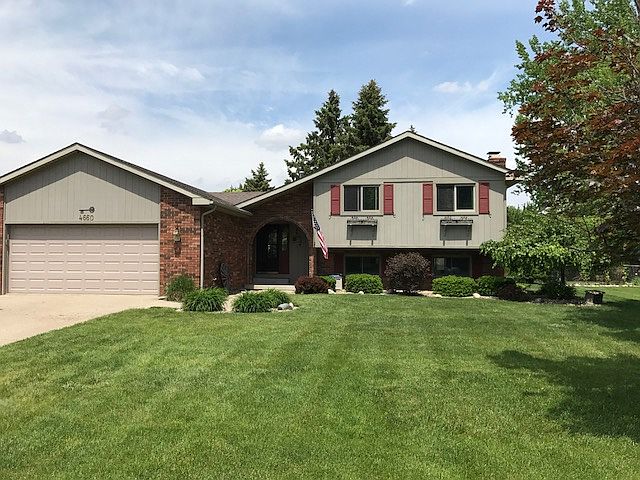 1st image of 4660 Wintergreen Dr N