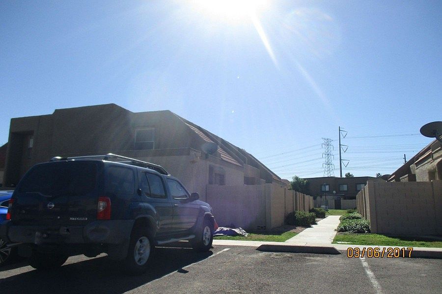 2nd image of 945 E Redfield Rd