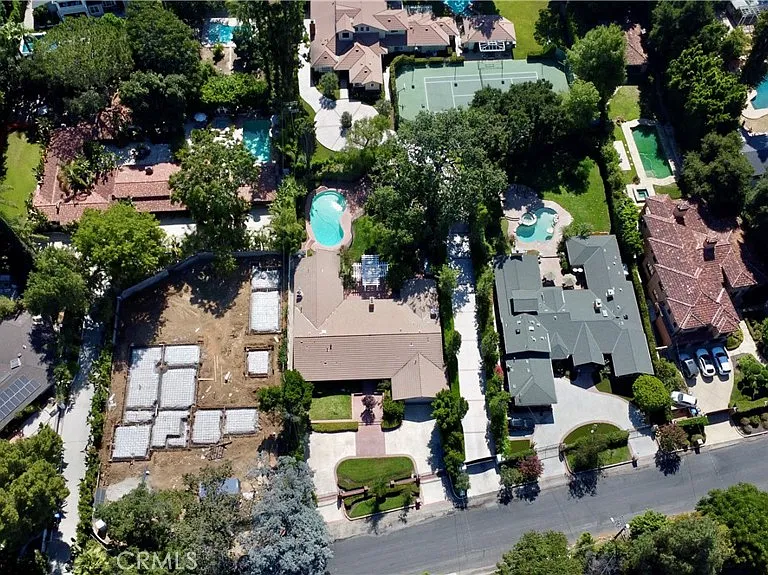 5054 Encino Ave — Photo 27