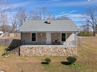 573 Perrin Ave, Woodruff, SC 29388