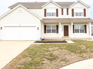 608 Heritage Crest Ct, O'Fallon, IL 62269