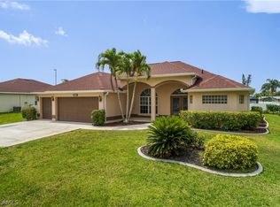 220 SE 45th St, Cape Coral, FL 33904