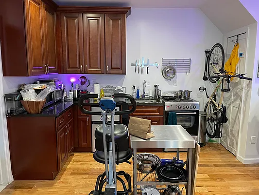 Rented by Massada Home Sales Inc | media 10