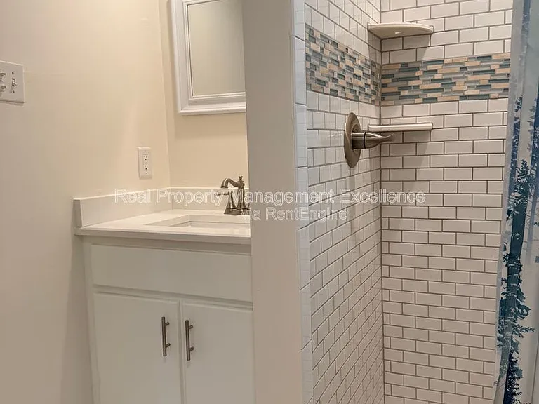 620 Carr St — Photo 53
