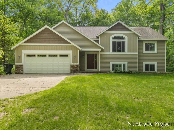 4039 Otuna Dr, Dorr, MI 49323