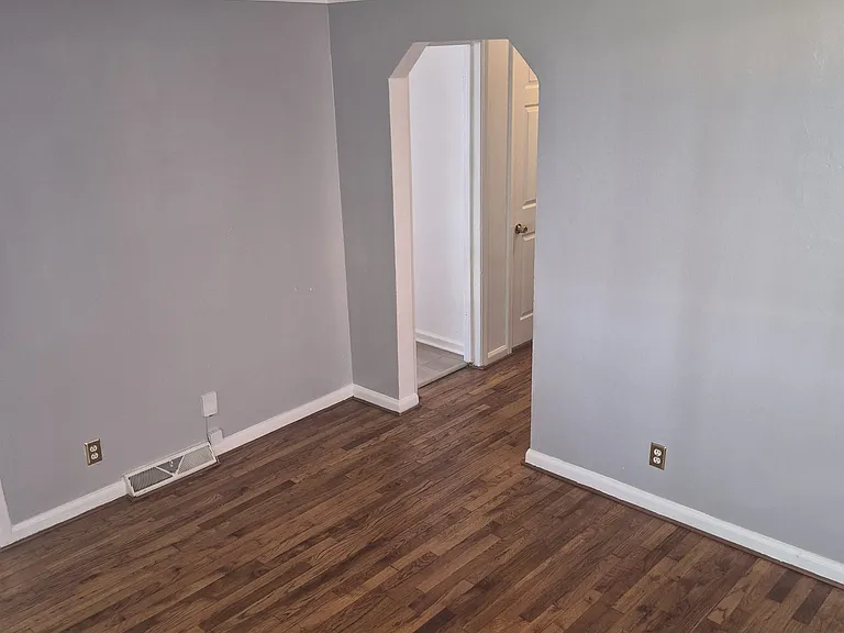 26848 Dartmouth St — Photo 25
