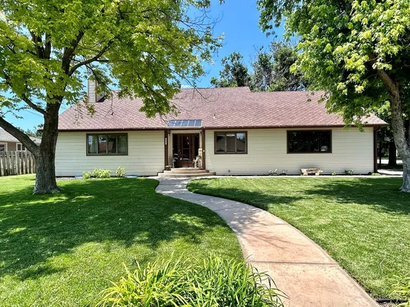1531 Wheatridge St, Great Bend, KS 67530