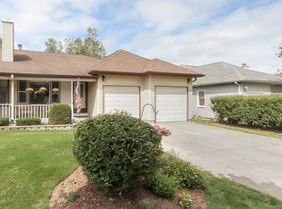 772 Cheyenne Ln, Elgin, IL 60123