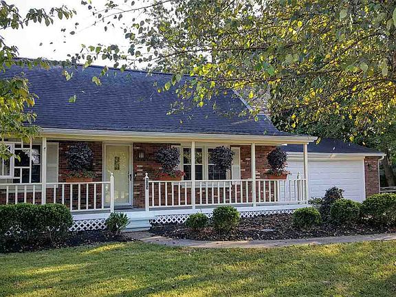 2nd image of 825 Treelane Dr