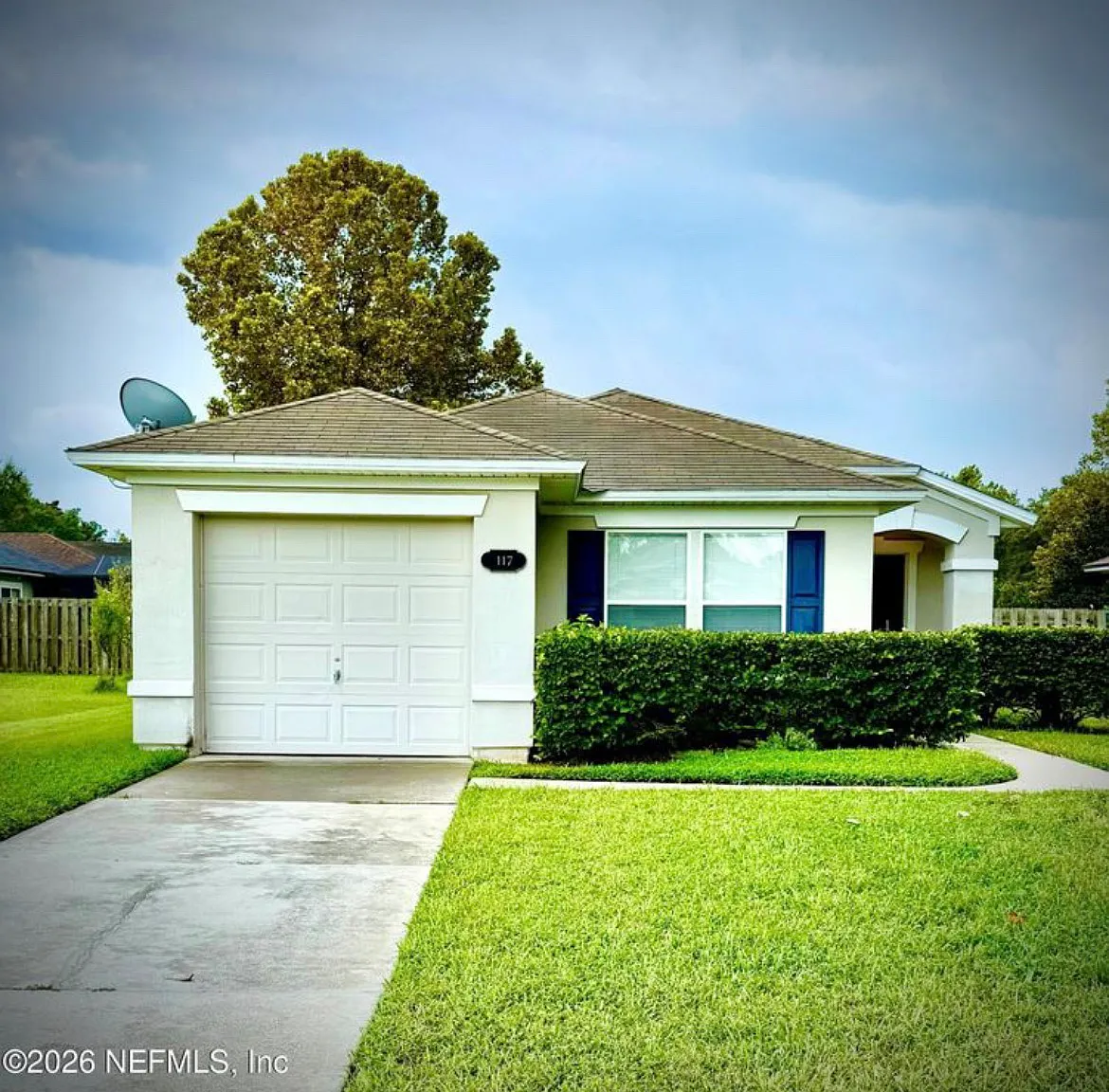 117 Brookfall Dr — Photo 1