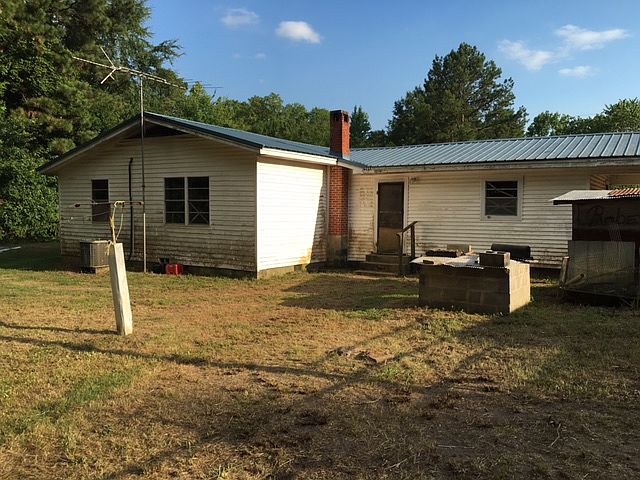 2nd image of 374 County Road 88