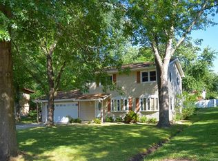 192 Shore Dr SW, Edwardsville, IL 62025