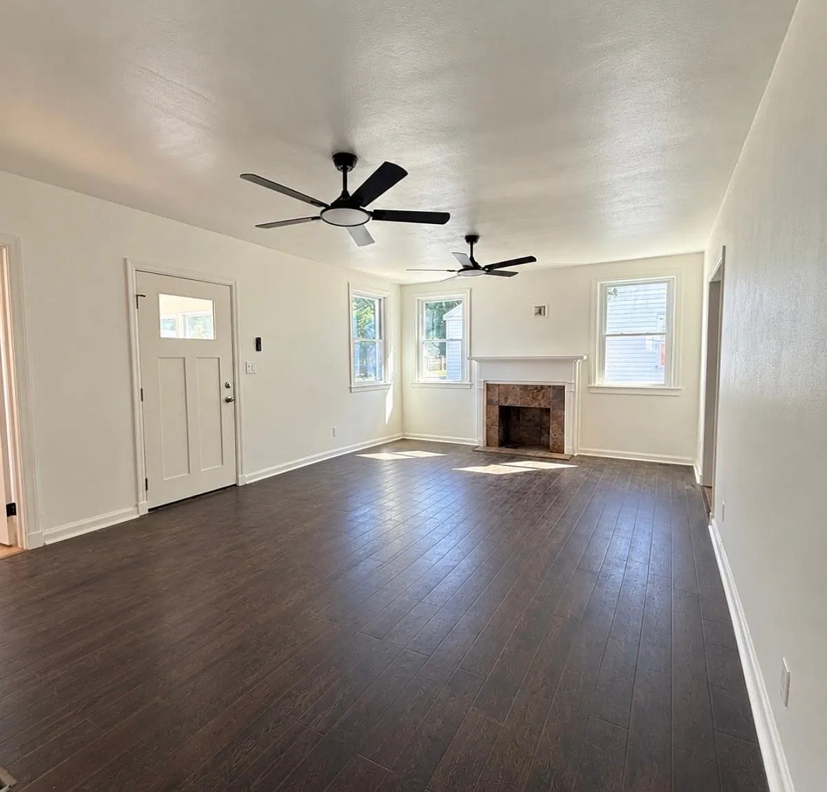 3 bed, 2.0 bath, 1567 sqft, $1,675 — Photo 1