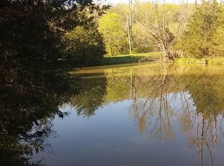 122 Lamplighter Rd, Newport, TN 37821