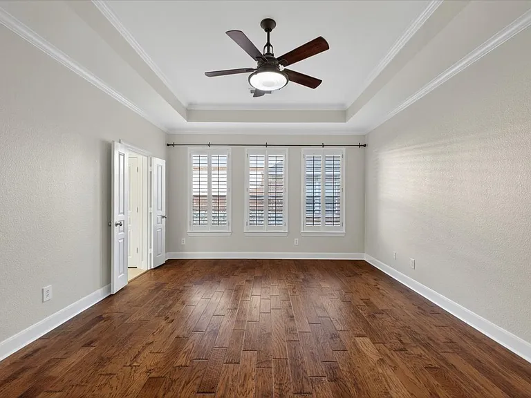 14668 Blakehill Dr — Photo 61