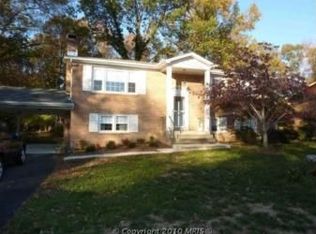 10862 Pam Dr, Waldorf, MD