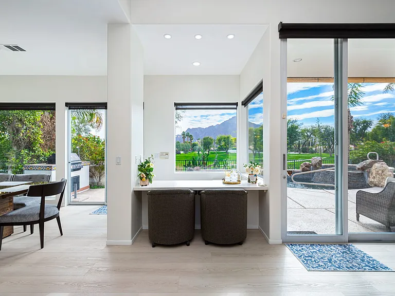 79215 Mandarina — Photo 17