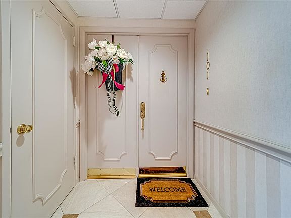 5th image of 6 Belleview Blvd APT 101
