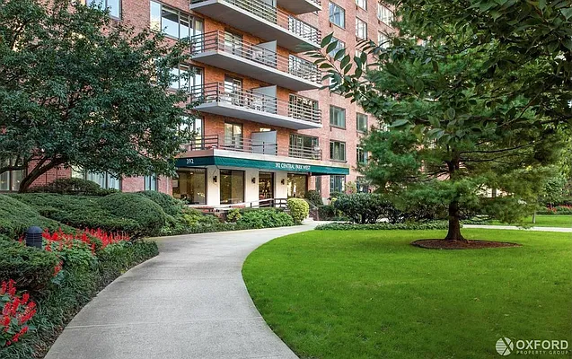 Rented by Oxford Property Group | media 13